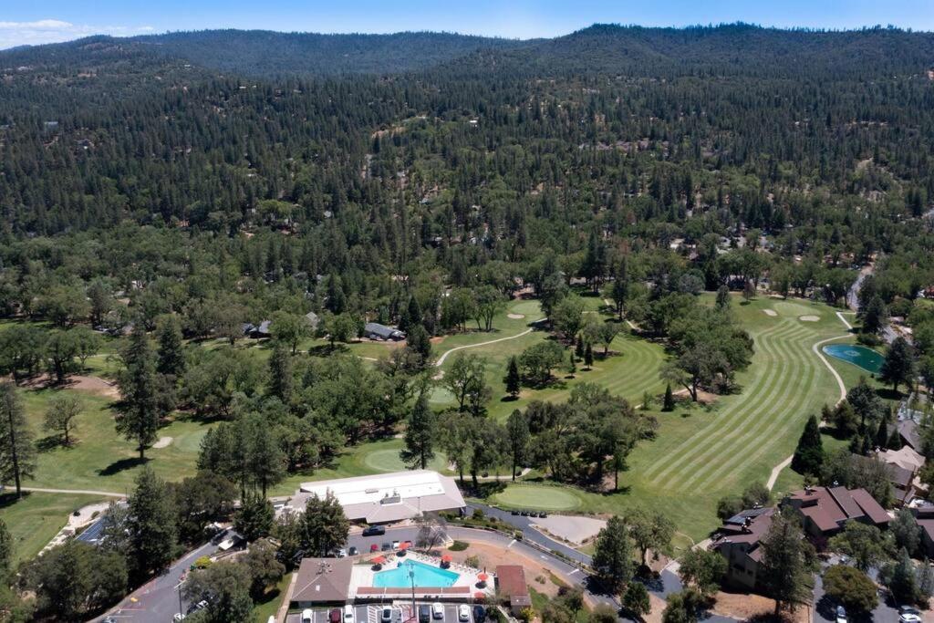 New Luxury Lake House In Pine Mountain Lake Close To Yosemite! Perfect For All Seasons! Great For Retreats, Getaways, Celebrations, And More! Groveland Exterior foto